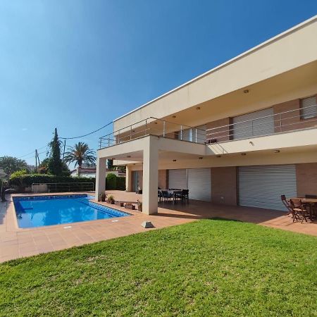 Villa Maricel Alcanar Bagian luar foto